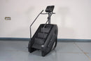 Instinct Blue – Escaladora Eléctrica Comercial Stairmaster | Cardio Vertical | Gym Profesional